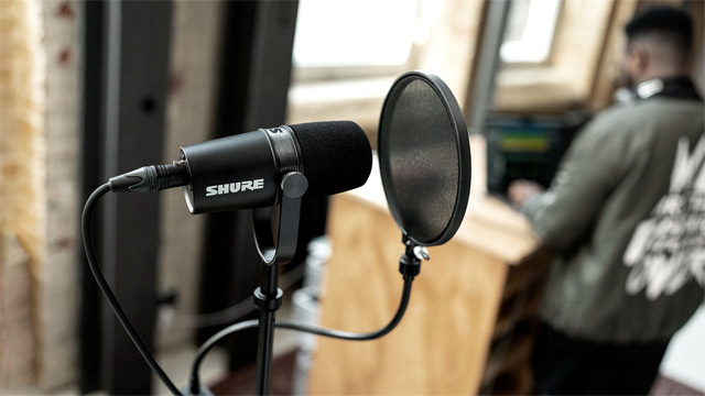  Shure MV7X – кращий мікрофон для подкастів 