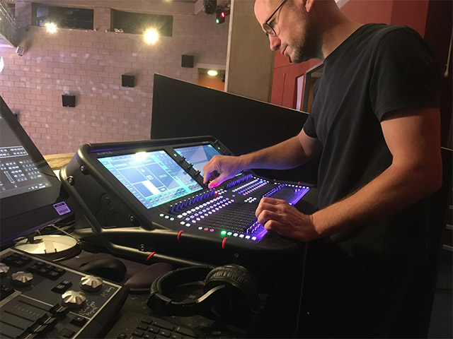  Allen & Heath Avantis запускает прямые трансляции в Музыкальном центре Уилтшира 