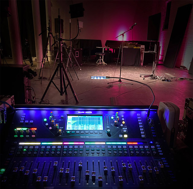  Консолі Allen & Heath SQ виконують подвійні задачі – мікшування для прямої трансляції та запису 