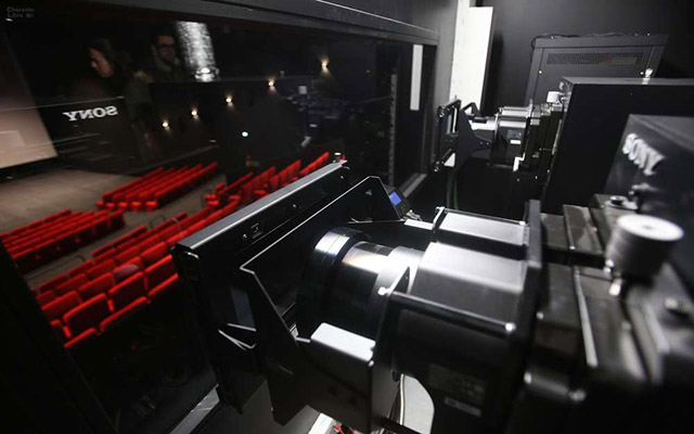  Акустика MAG у Cinema Galaxy Cognac 