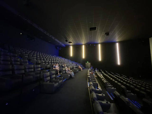  Cineum Cannes. Ультрасучасний кіномайданчик у Каннах 